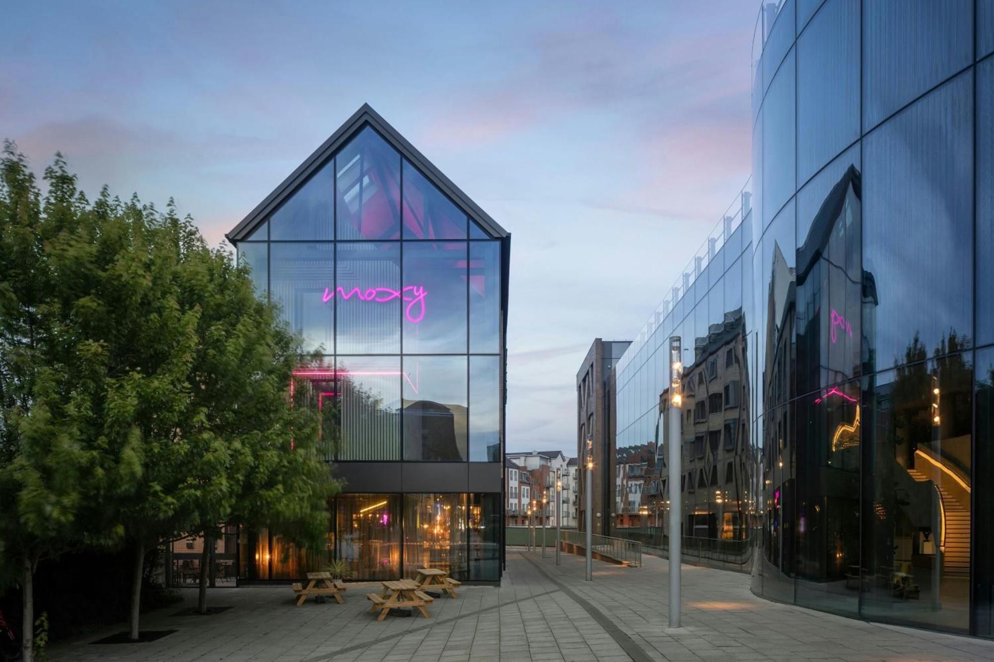 Moxy York, York